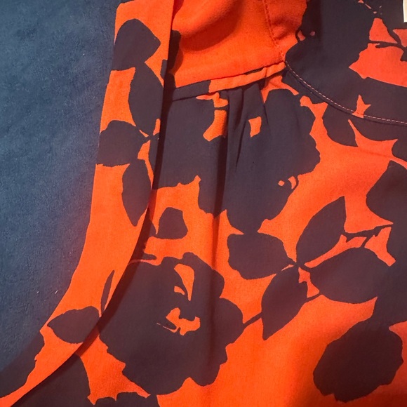 LOFT Sleeveless Top - Picture 5 of 6